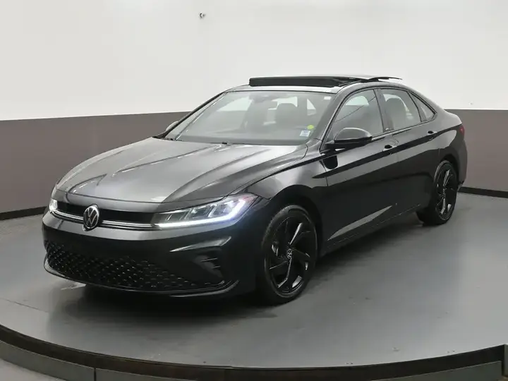 Volkswagen Jetta 2025 photo 3