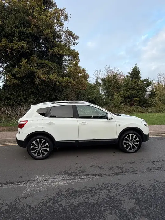Nissan Qashqai 2012 photo 3