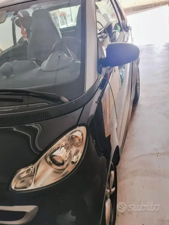 Smart Fortwo 2011 photo 3