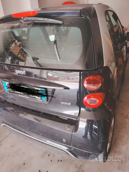 Smart Fortwo 2011 photo 2