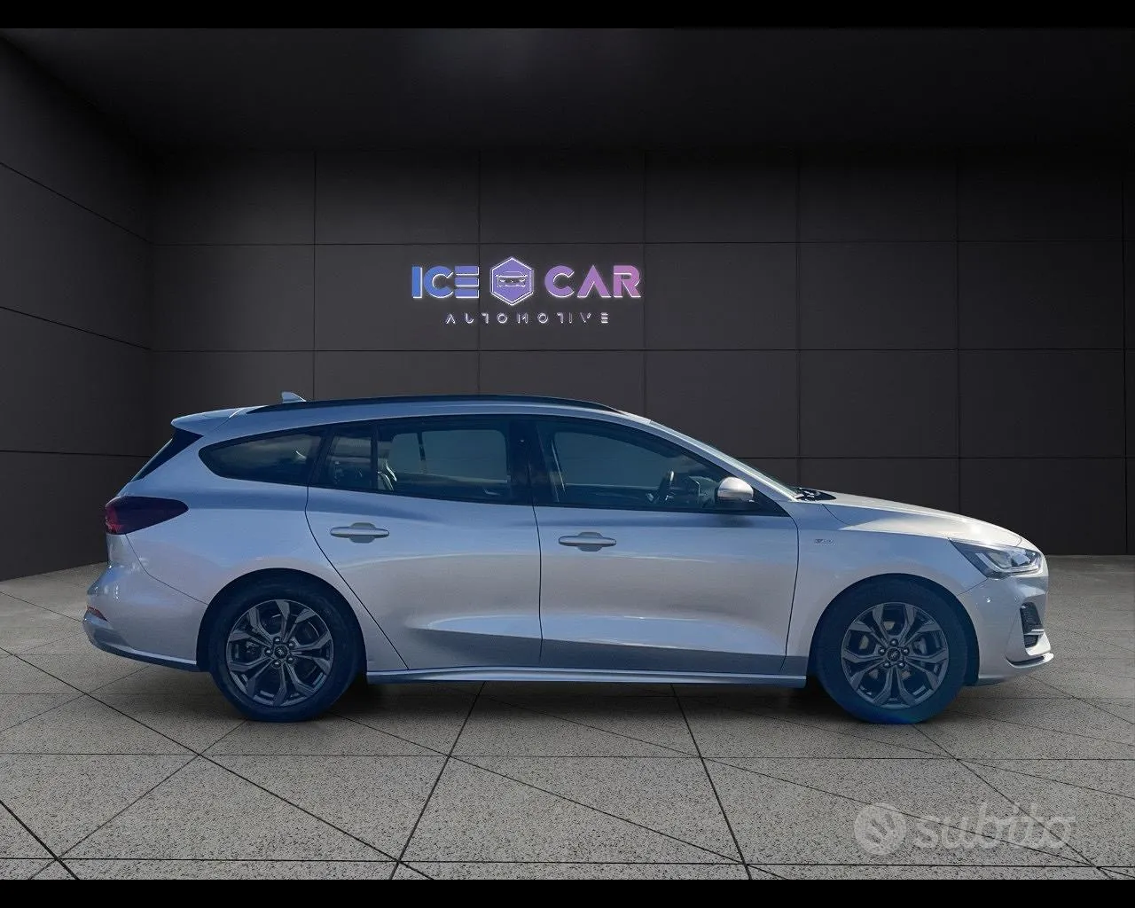 Ford Focus 2023 photo 4