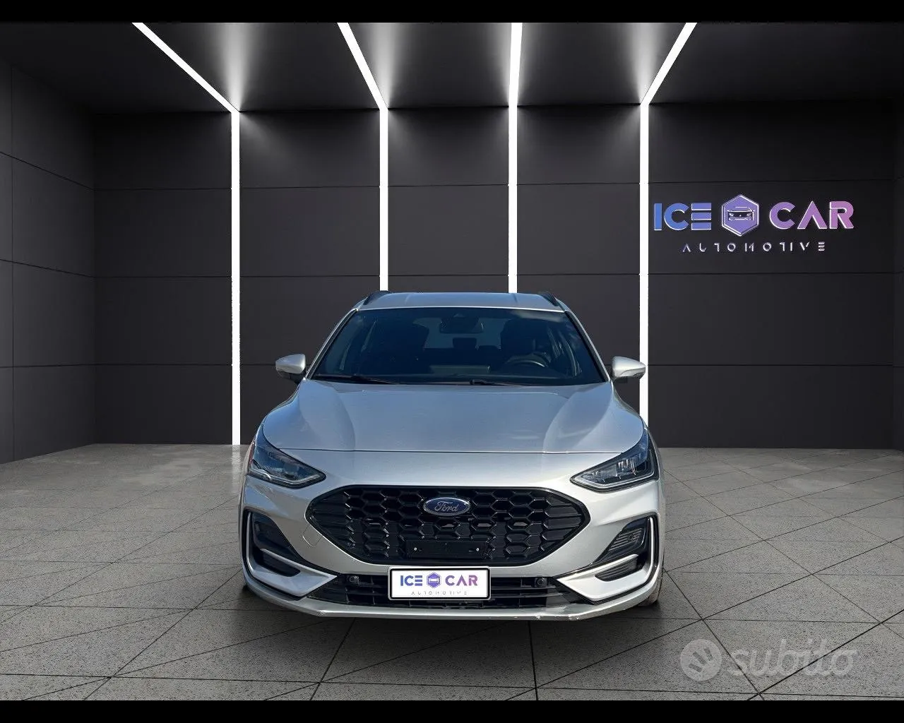 Ford Focus 2023 photo 2