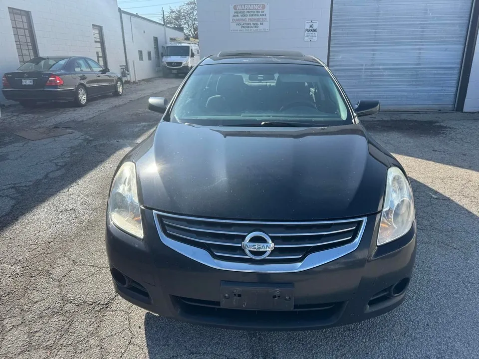 Nissan Altima 2011 photo 3