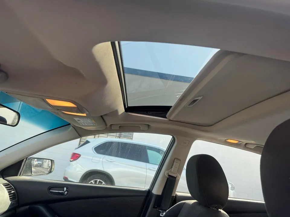 Nissan Altima 2011 photo 5