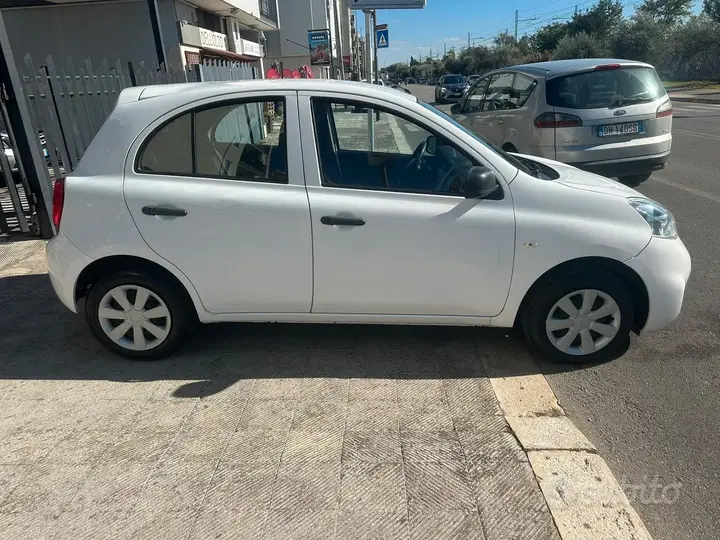 Nissan Micra 2015 photo 4