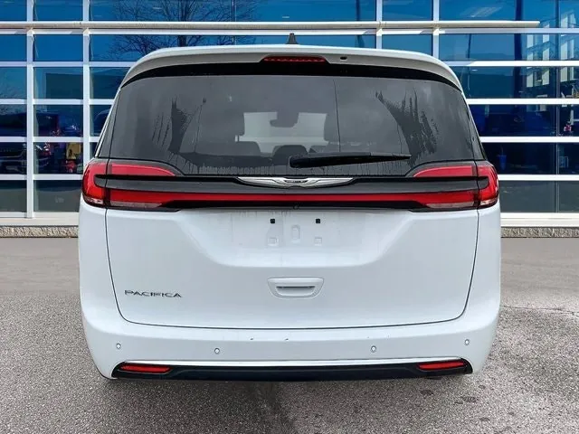 Chrysler Pacifica 2024 photo 5