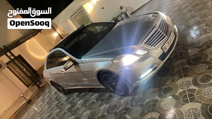 Mercedes-Benz E-Class 2011 photo 4