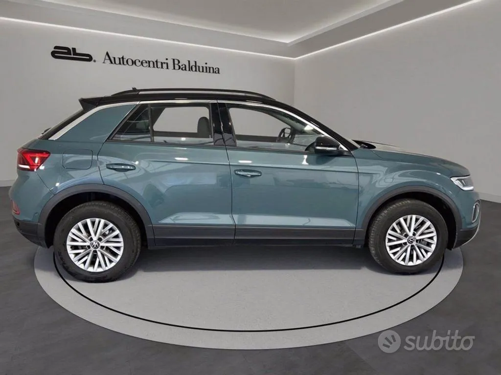 Volkswagen T-Roc 2025 photo 2