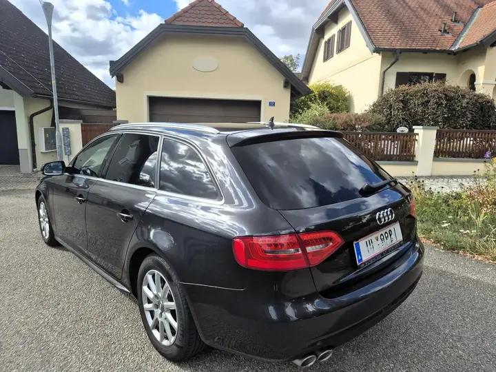 Audi A4 Avant 2014 photo 2