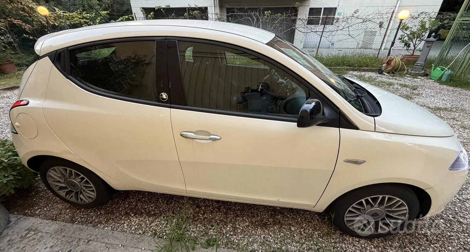 Lancia Ypsilon 2012 photo 4