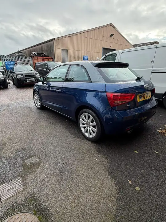 Audi A1 2012 photo 2
