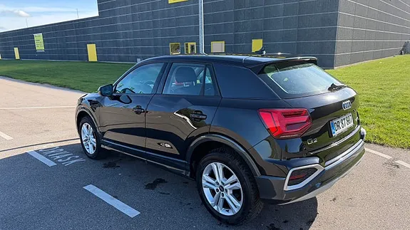 Audi Q2 2022 photo 2