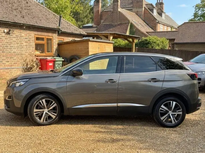 Peugeot 3008 2018 photo 5