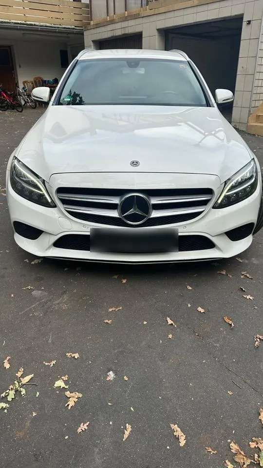 Mercedes-Benz C 220 D