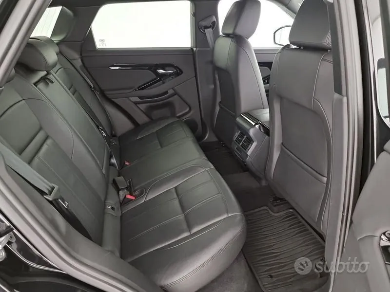 Land Rover Range Rover Evoque 2024 photo 5