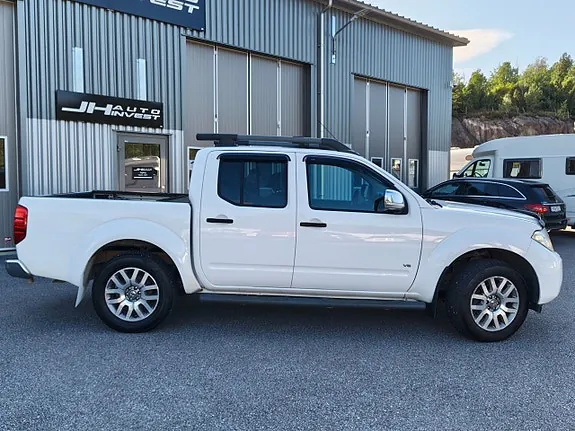 Nissan Navara 2015 photo 4