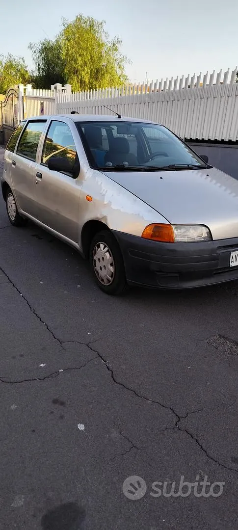 Fiat Punto 1997 photo 2
