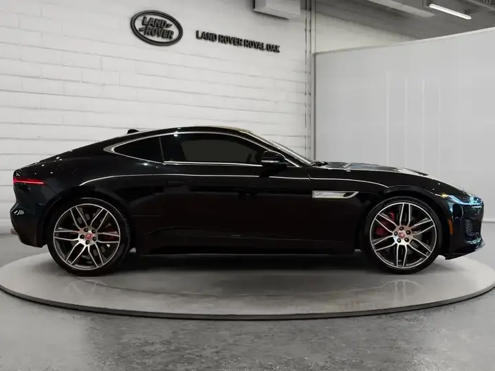 Jaguar F-Type 2023 photo 4