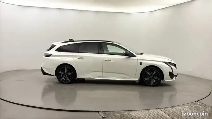Peugeot 308 2022 photo 4