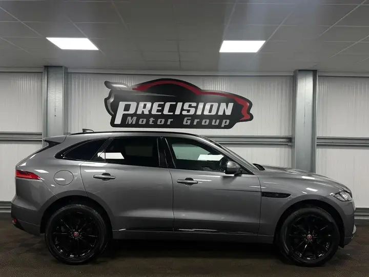 Jaguar F-Pace 2020 photo 3