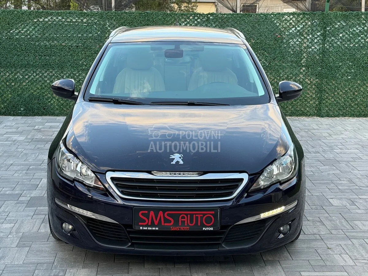 Peugeot 308 2014 photo 2
