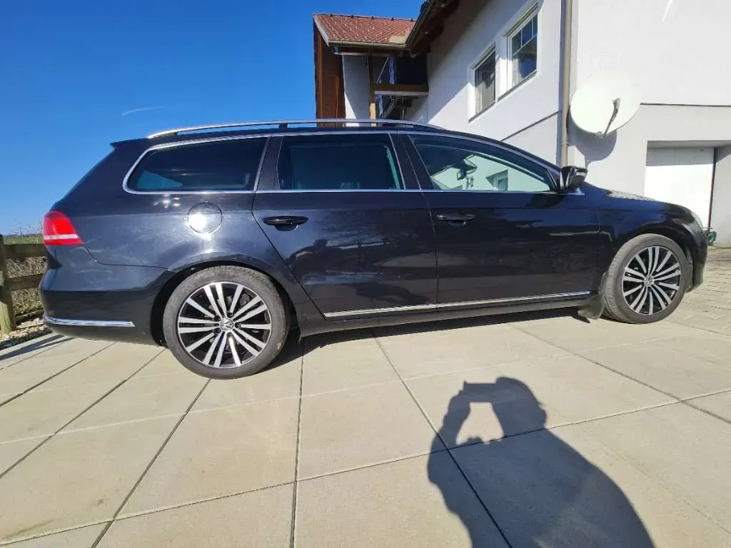 Volkswagen Passat 2014 photo 2