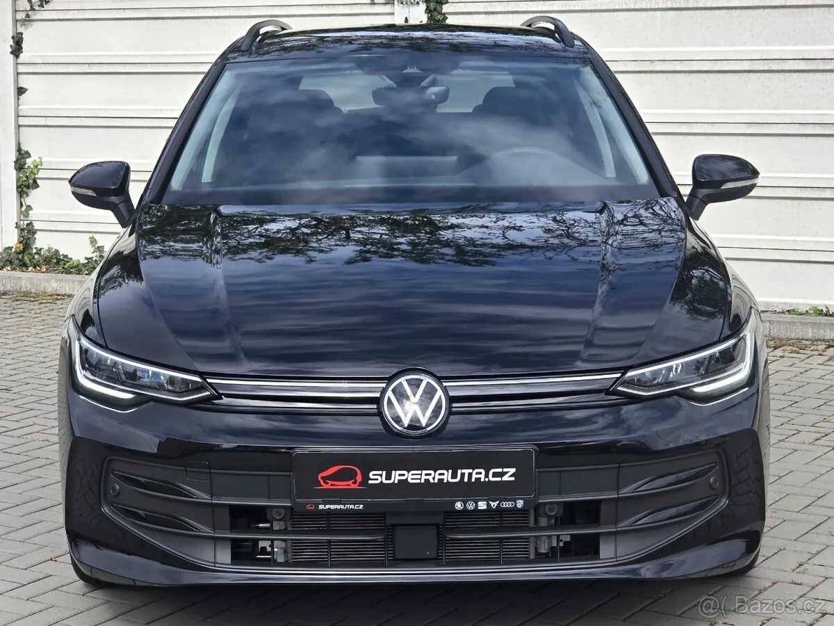 Volkswagen Golf 8 2025 photo 2