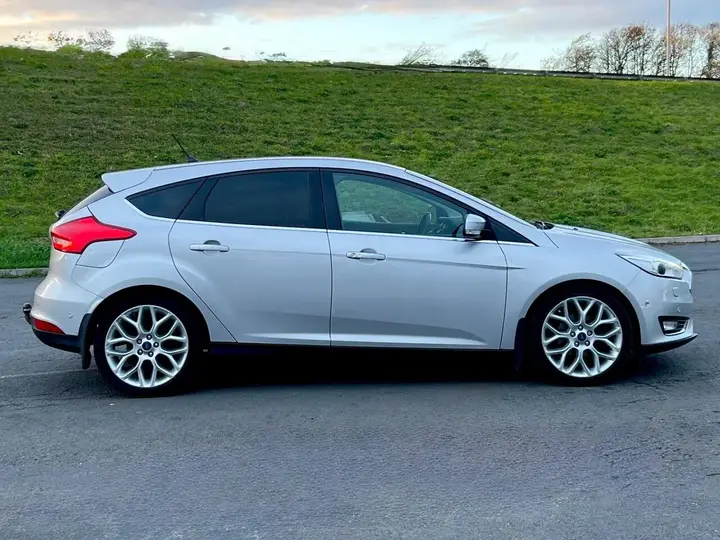 Ford Focus 2017 photo 5