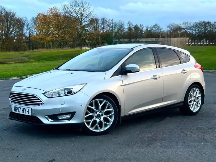 Ford Focus 2017 photo 2