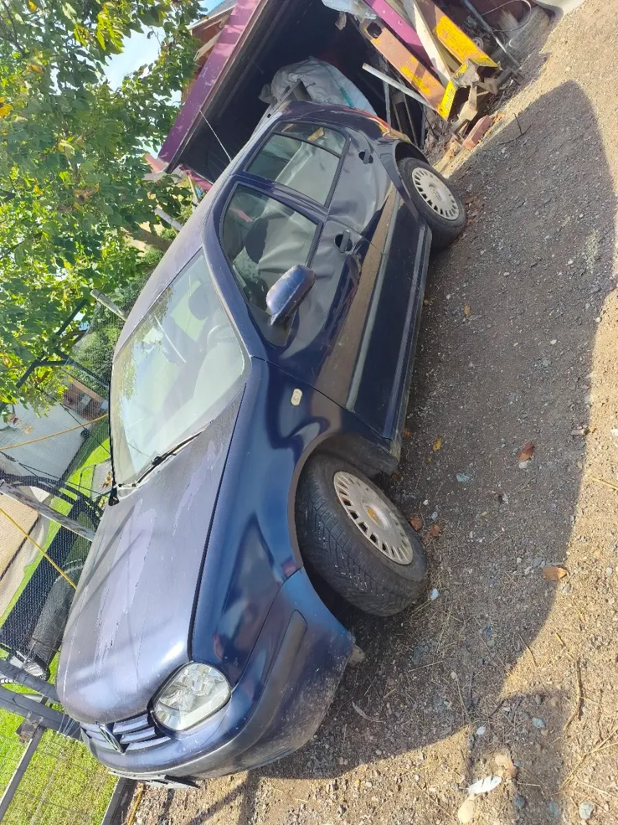 Volkswagen Golf 1999 photo 2