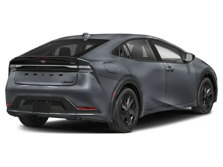 Toyota Prius 2025 photo 2