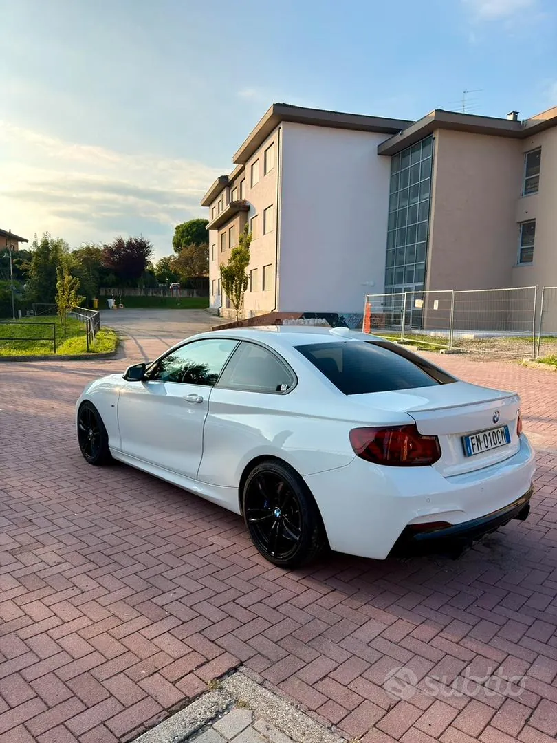 BMW 2 Series 2017 photo 2