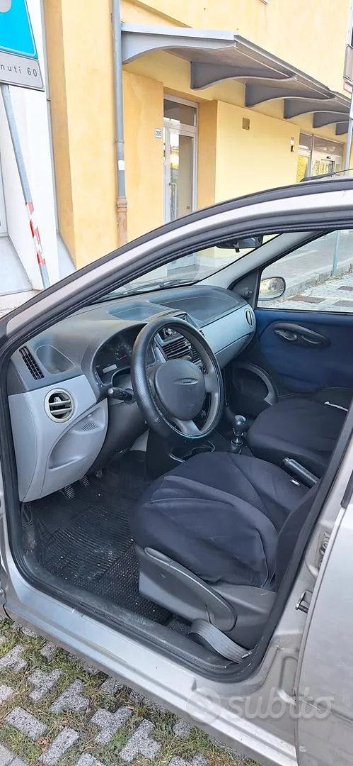 Fiat Punto 2000 photo 2
