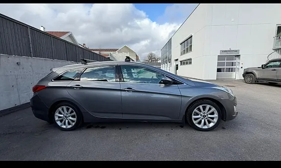 Hyundai I40