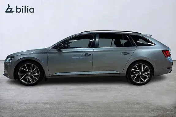 Skoda Superb 2018 photo 3