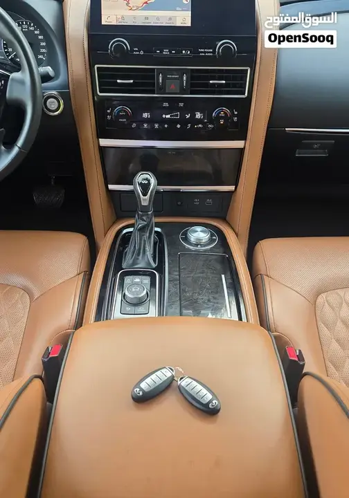 Infiniti Qx80 2022 photo 2