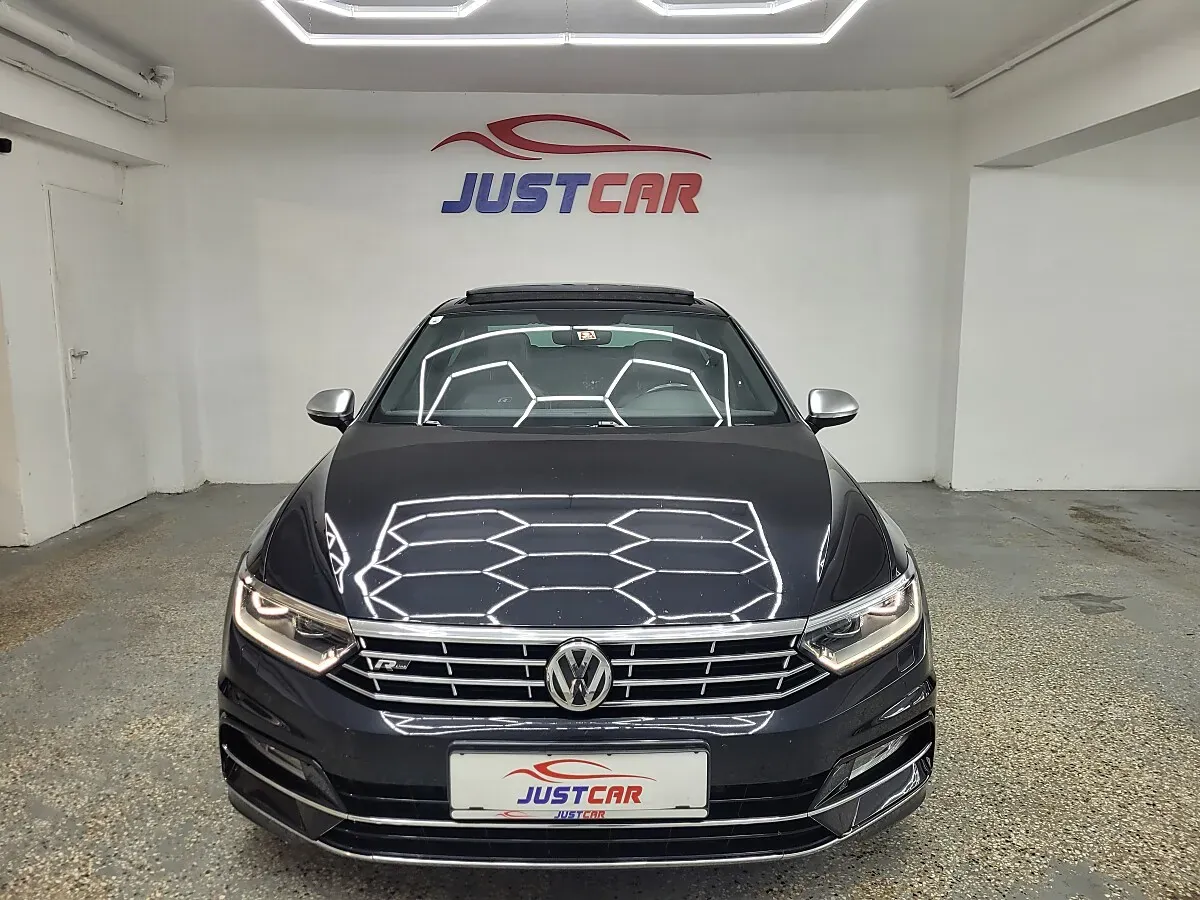 Volkswagen Passat 2018 photo 2