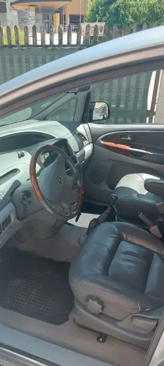 Toyota Previa
