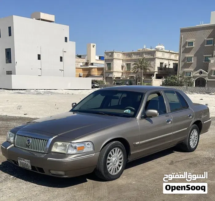 Ford Grand Marquis