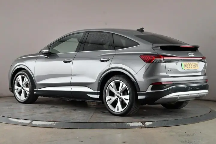 Audi Q4 E-Tron 2023 photo 4
