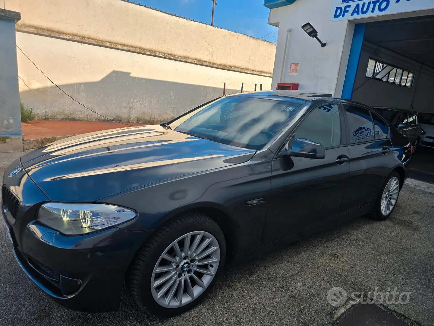 BMW 528I 2012 photo 2