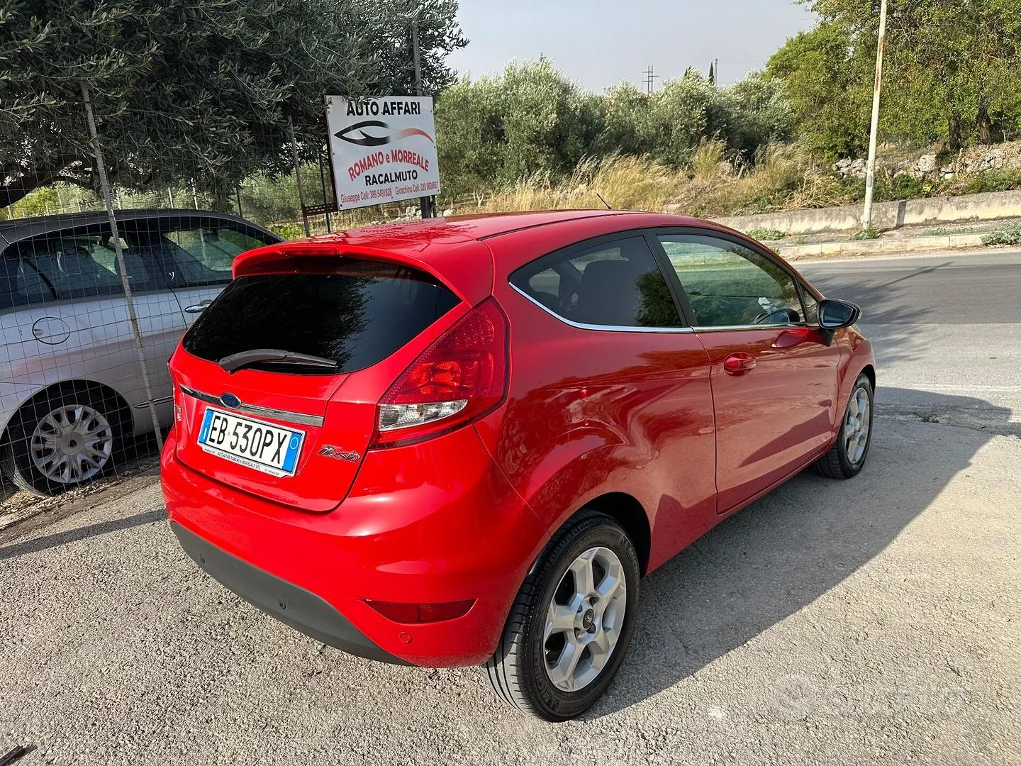 Ford Fiesta 2010 photo 2