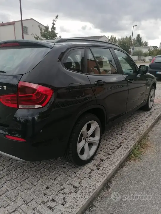 BMW X1 2010 photo 2