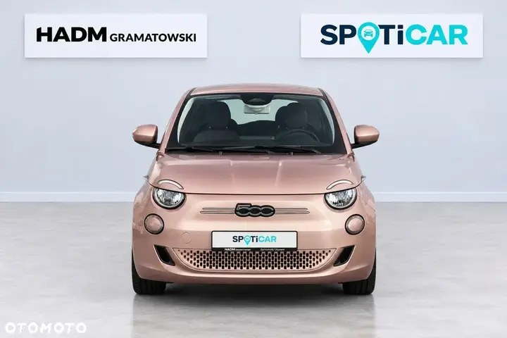 Fiat 500E 2023 photo 2