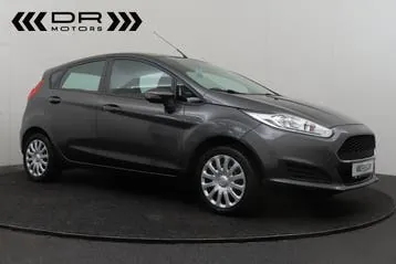 Ford Fiesta 2016 photo 2