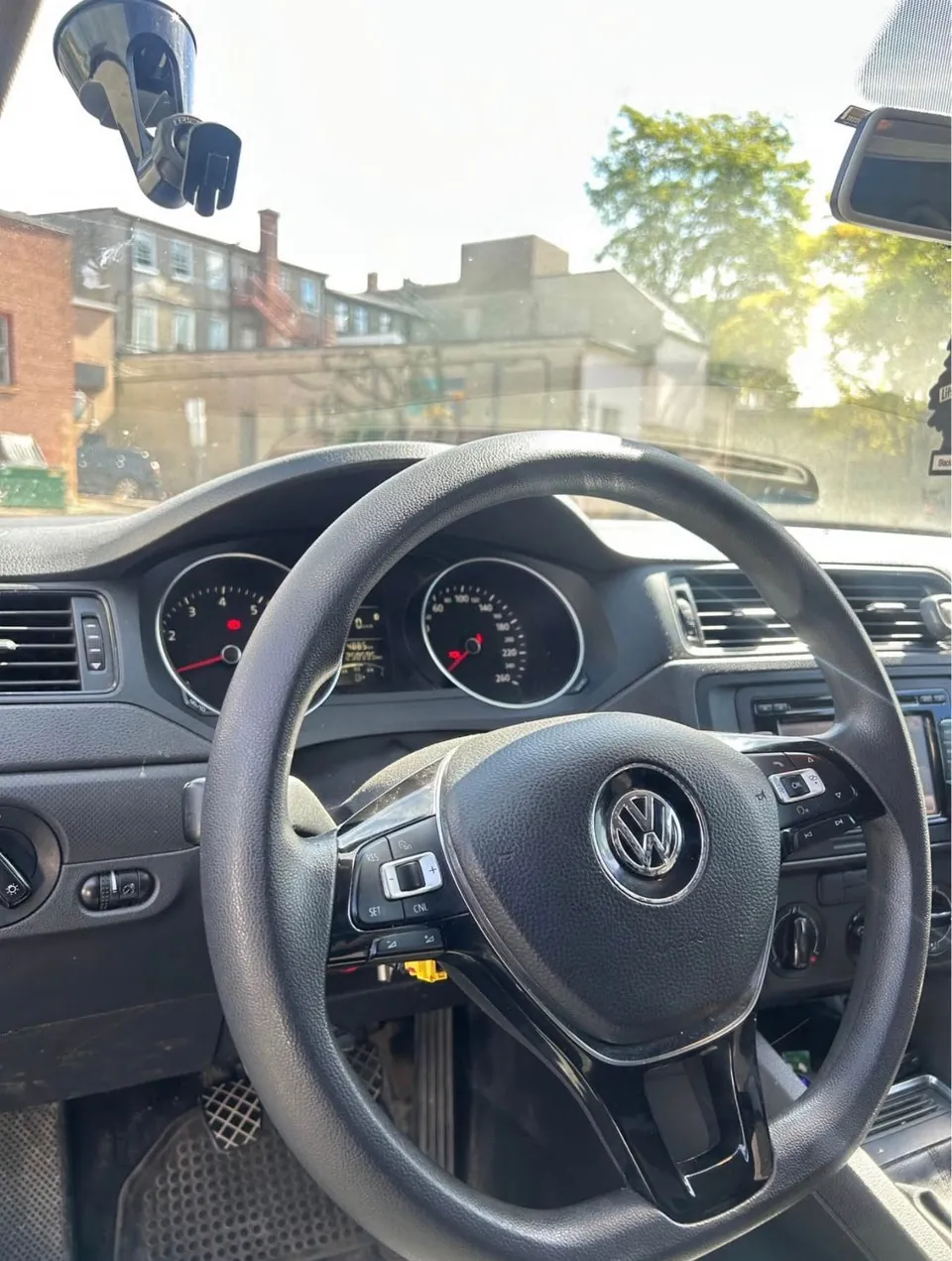 Volkswagen Jetta 2015 photo 2
