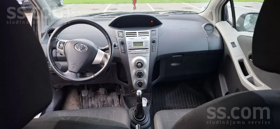 Toyota Yaris 2007 photo 5