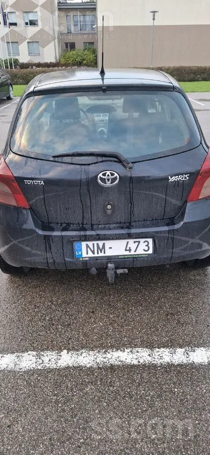 Toyota Yaris 2007 photo 2
