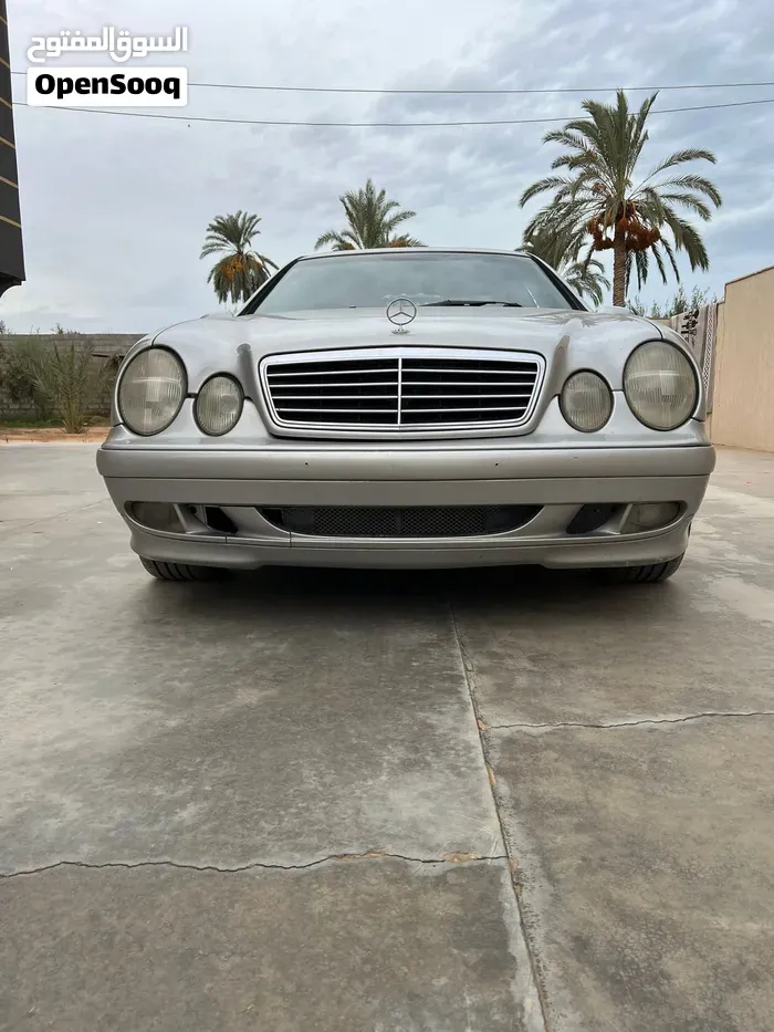 Mercedes-Benz Clk 320 2002 photo 3