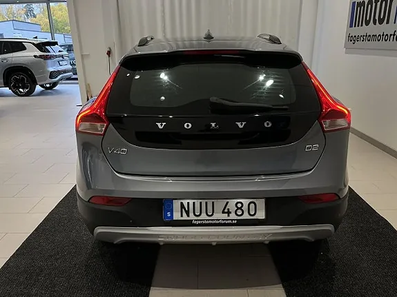 Volvo V40 Cross Country 2016 photo 4